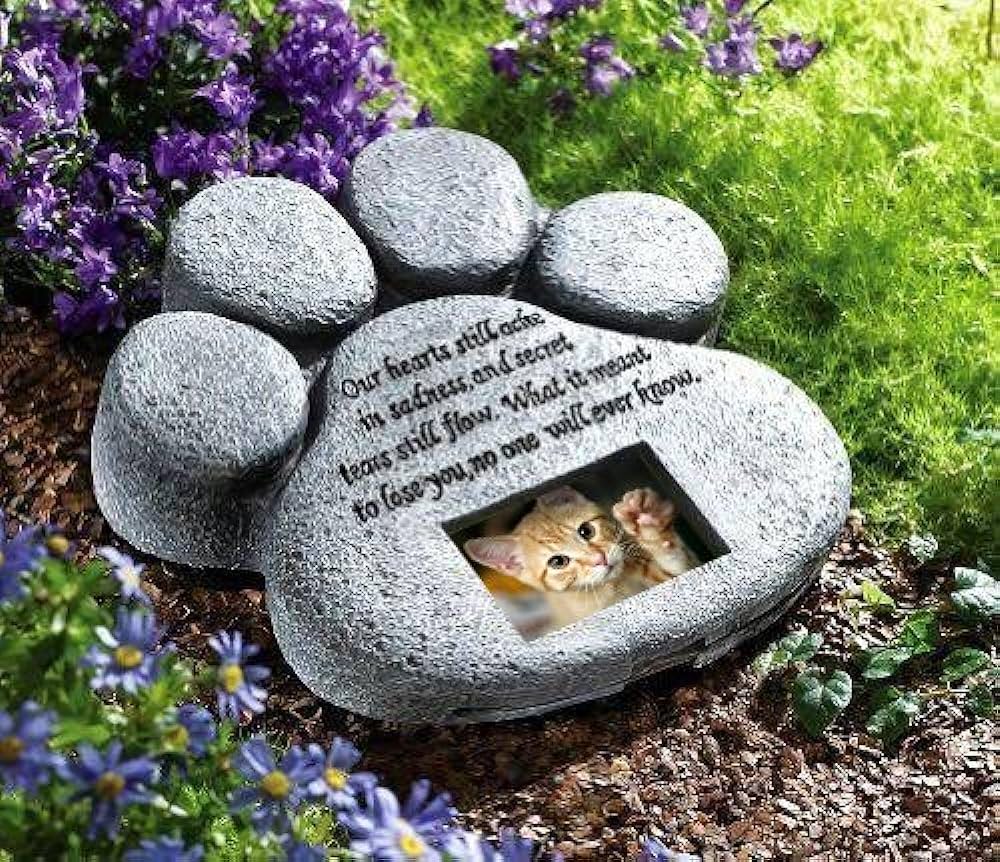 Creating a Pet Memorial Garden in Your Backyard 